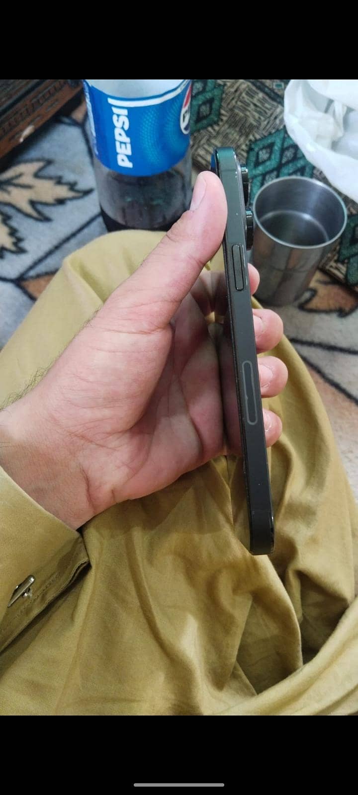 Apple iPhone 14 Pro Max 1
