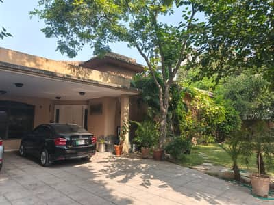 GULBERG ESTATE OFFER,2 KANAL COMMERCIAL USE HOUSE FOR RENT GULBERG AND SHADMAN LAHORE