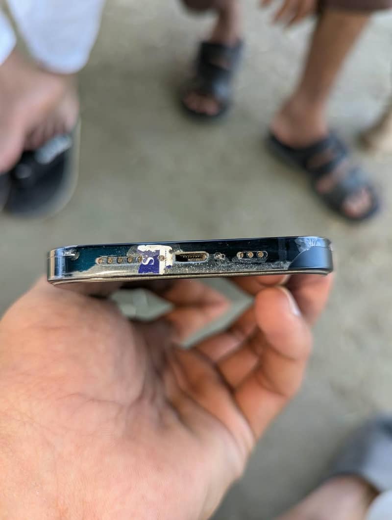 Apple iPhone 14 1