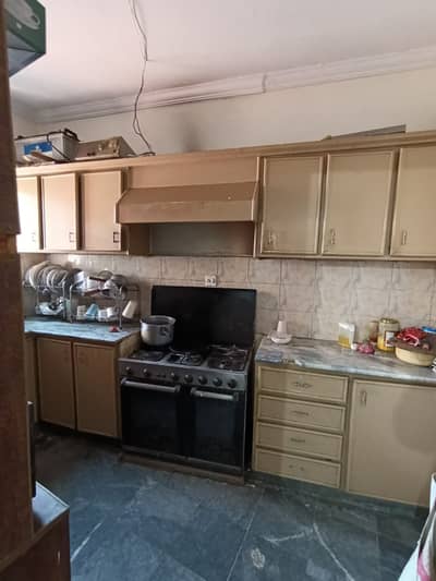 Upper portion for Rent