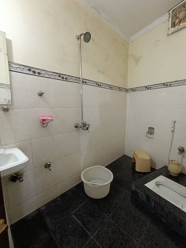 Upper portion for Rent 2