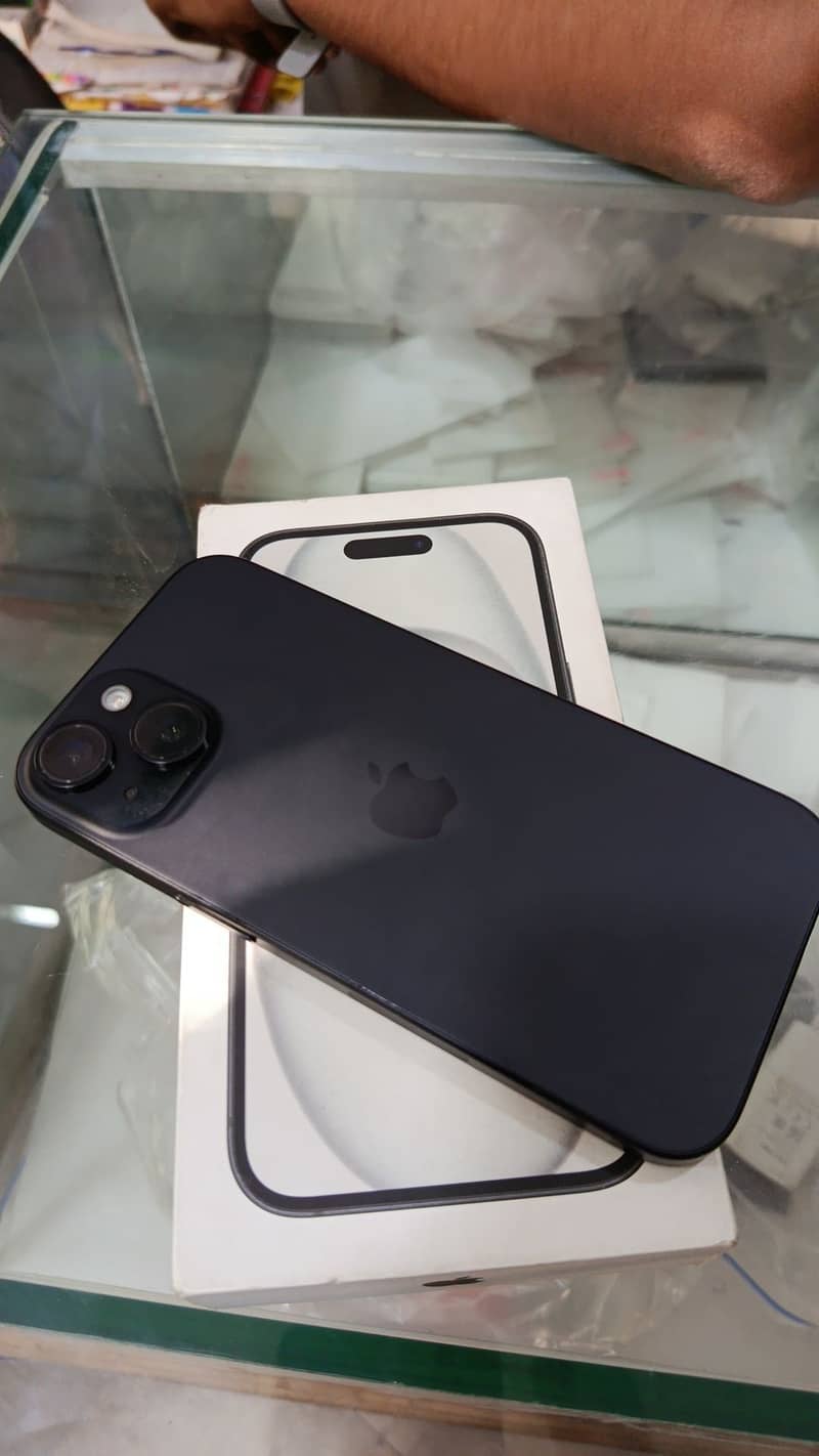 Apple iPhone 15 1