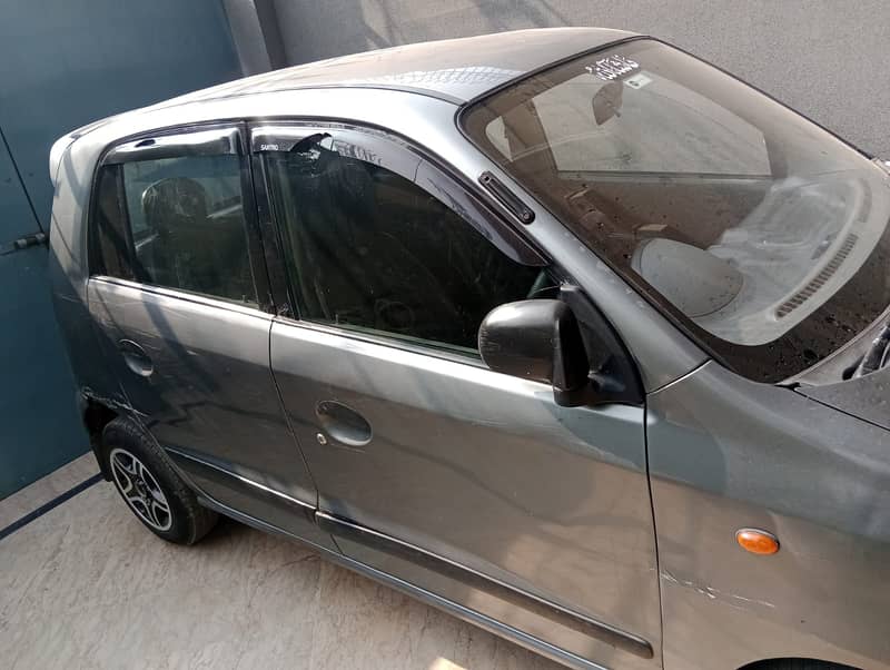 Santro Executive 3