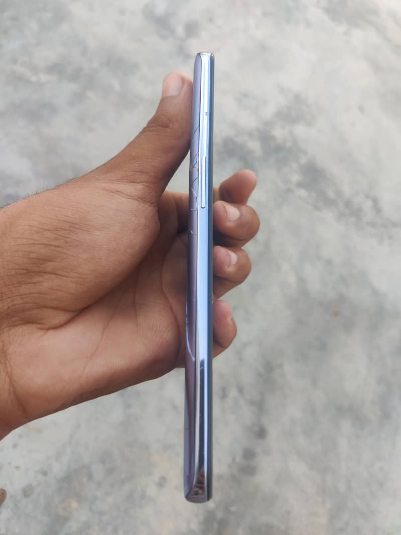One Plus 9 4