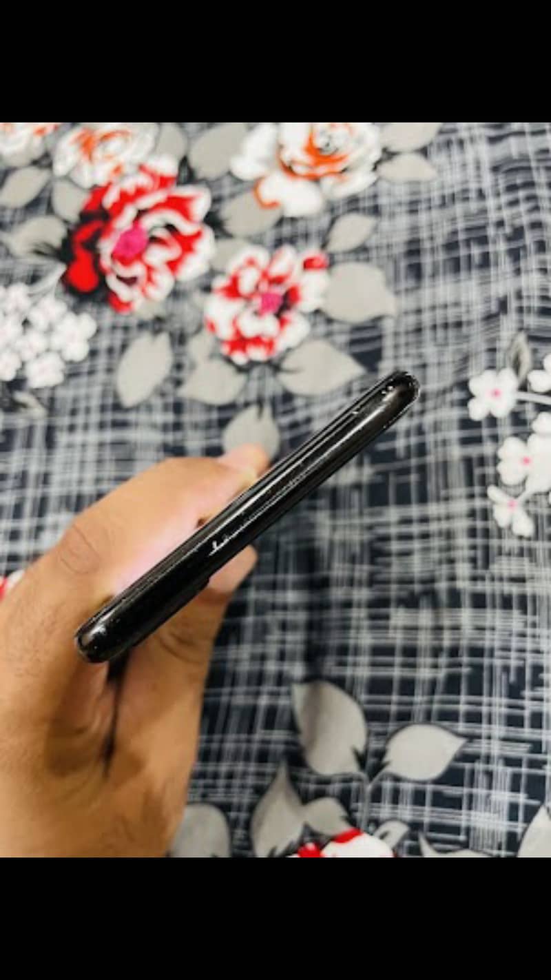 Apple iPhone 7 Plus 5