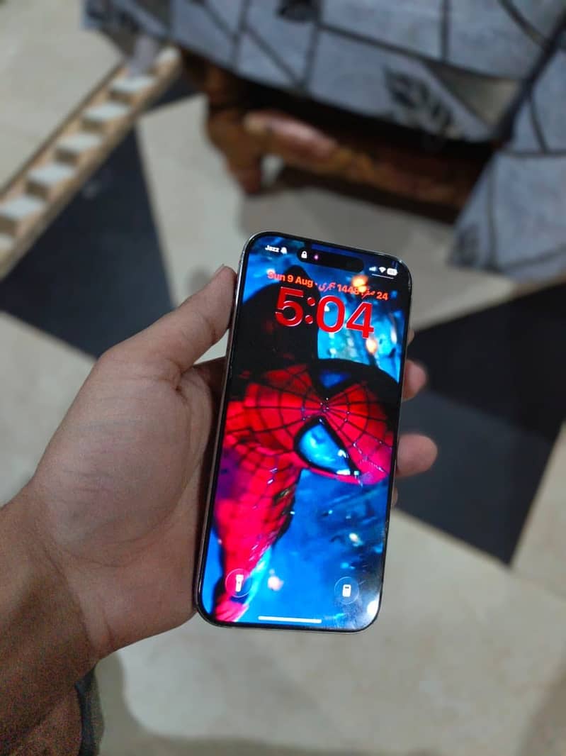 Apple iPhone 15 Pro 1