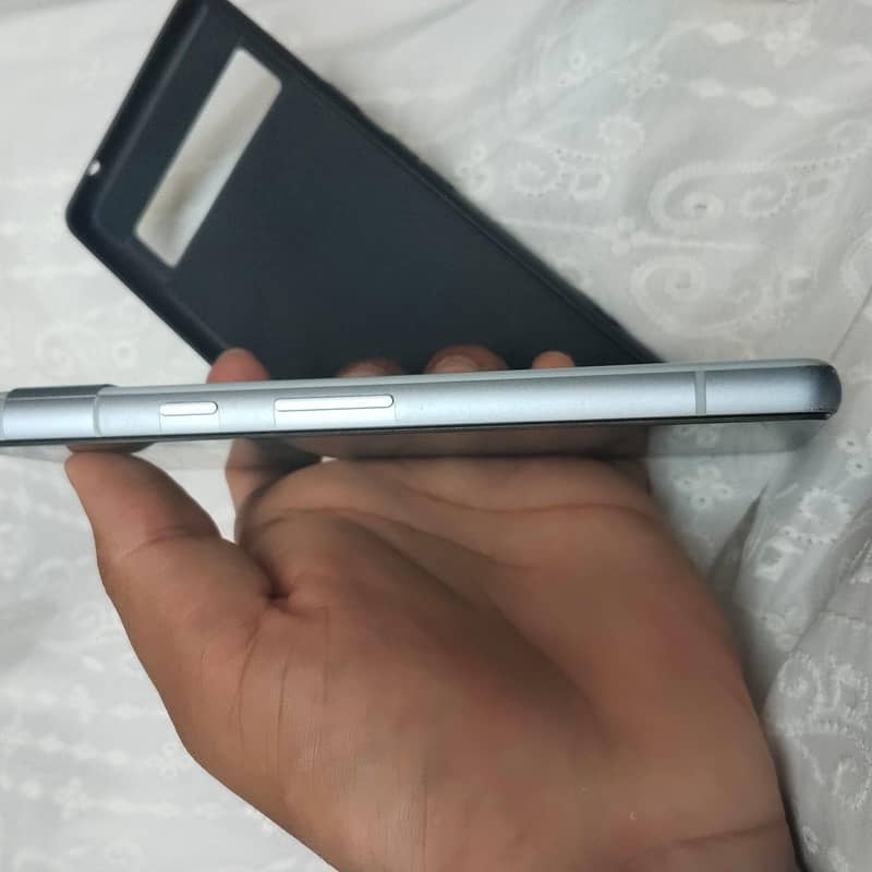 Google Pixel 7a 3