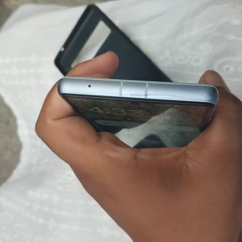 Google Pixel 7a 4