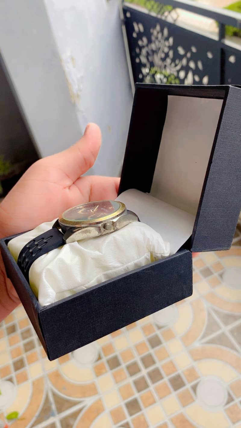Watch 2