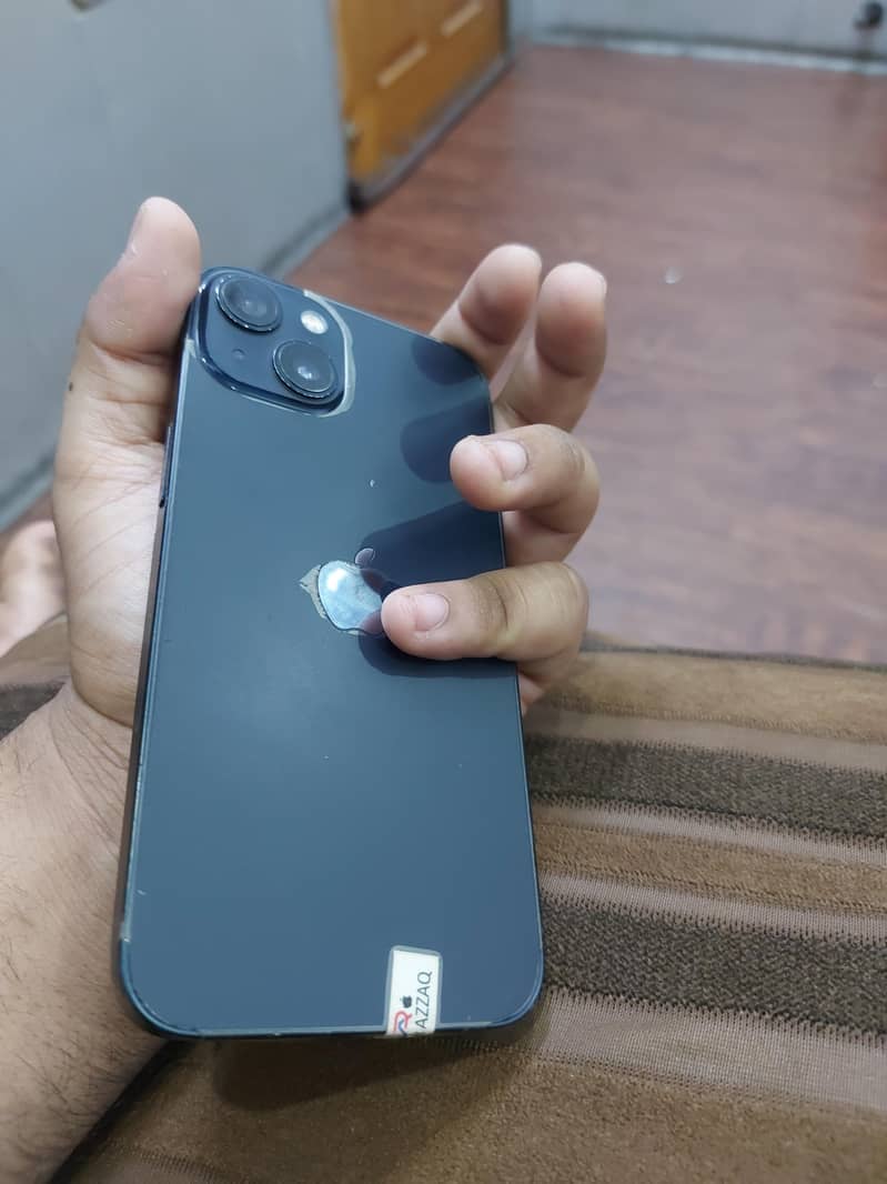 Apple iPhone 13 3