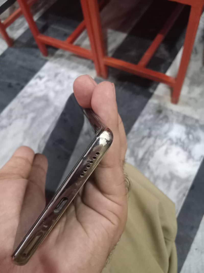 Tecno CAMON 40 Pro 3
