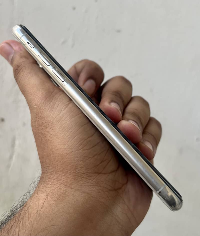 Apple iPhone X 2