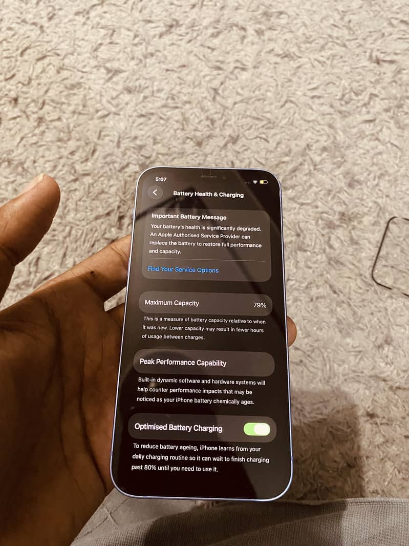 Apple iPhone 12 7