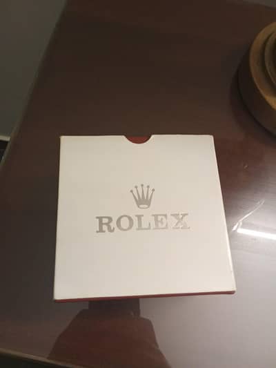 Premium quality automatic watch with a heavy stainless steel chain.