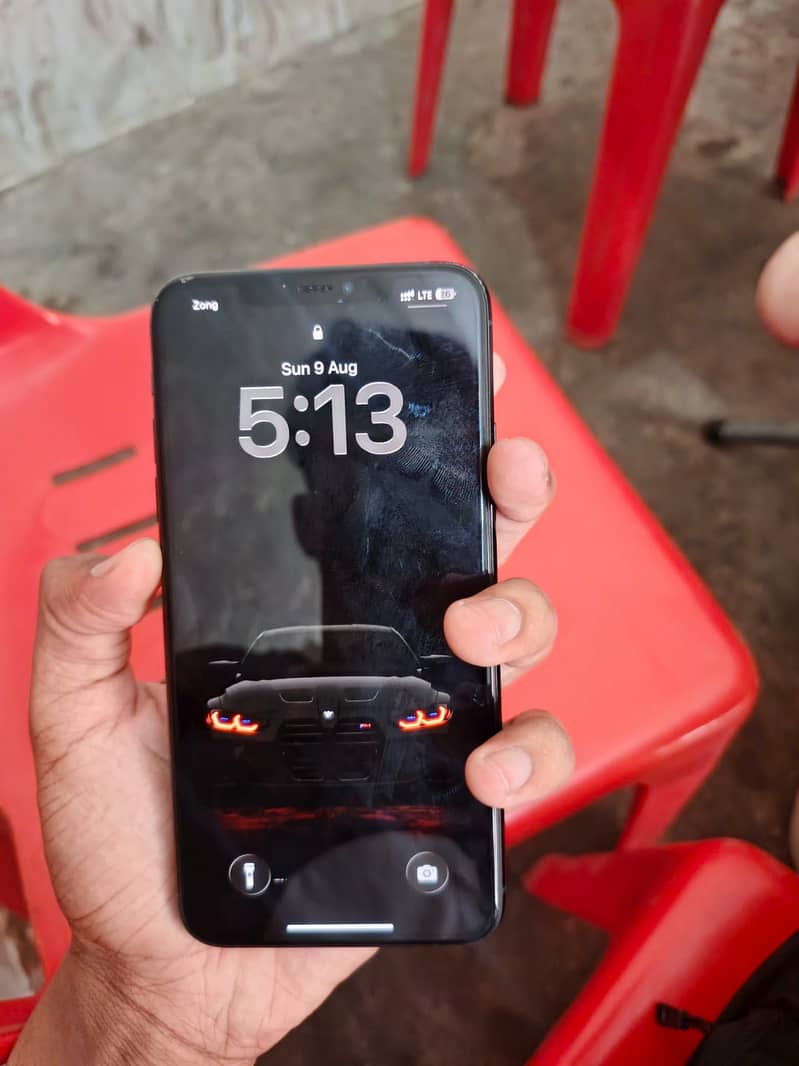 Apple iPhone 11 Pro Max 3