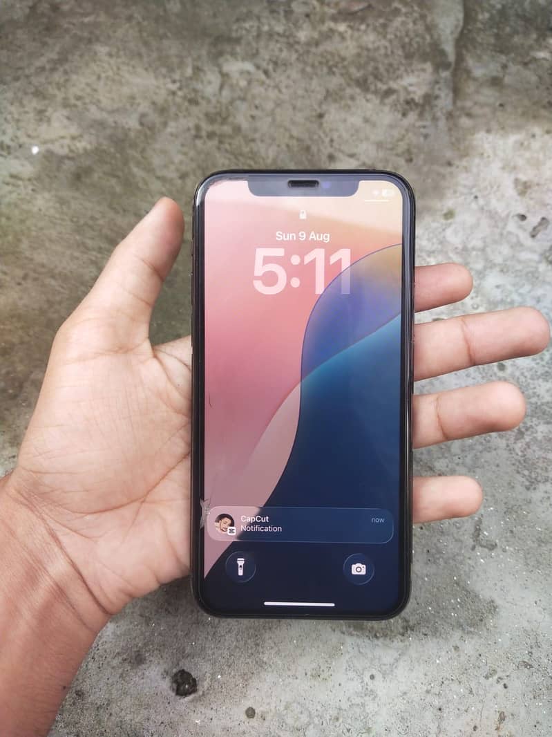 Apple iPhone 11 Pro 1