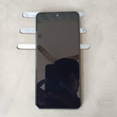 OPPO Reno 12f 4g 8 gb ram 256 gb room