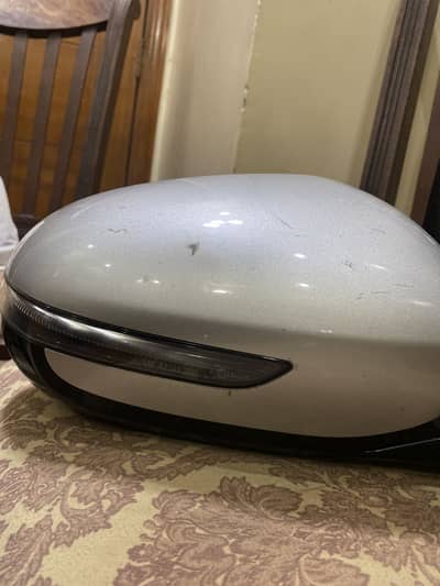 Kia sportage side glass