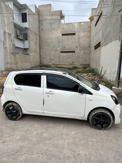 Daihatsu Mira 2014