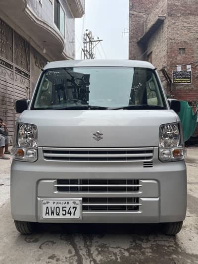 Suzuki Every 2025