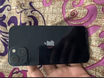 Apple iPhone 13