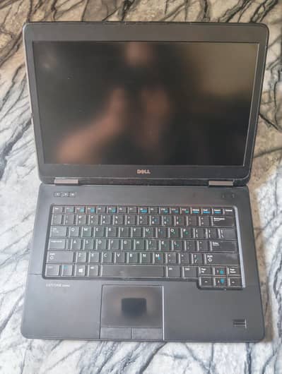 Dell e5440_i5 4 generation_8/256 Ssd