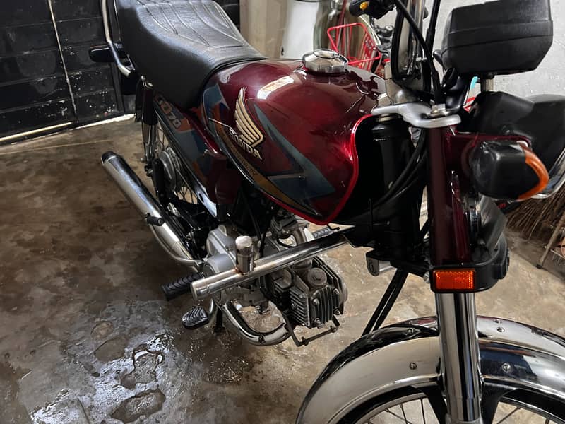 CD 70 honda 7