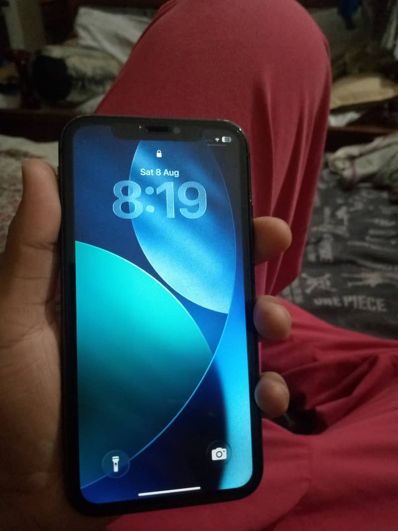 Apple iPhone 11 3