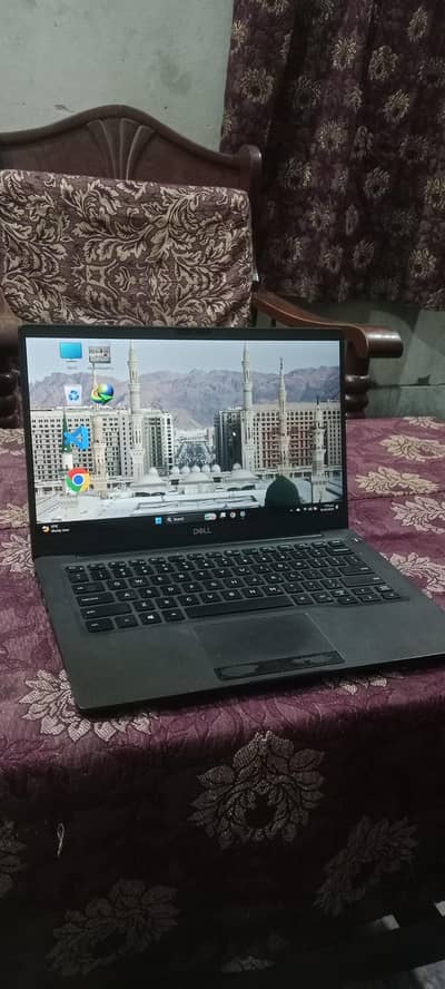 Dell Latitude 4K HD Screen 8GB/256GB