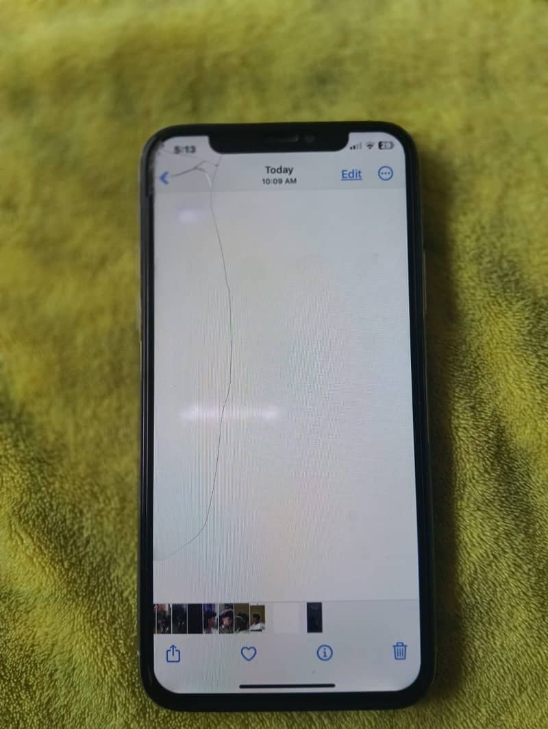 Apple iPhone X 2