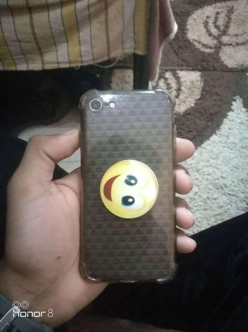 Apple iPhone SE 3