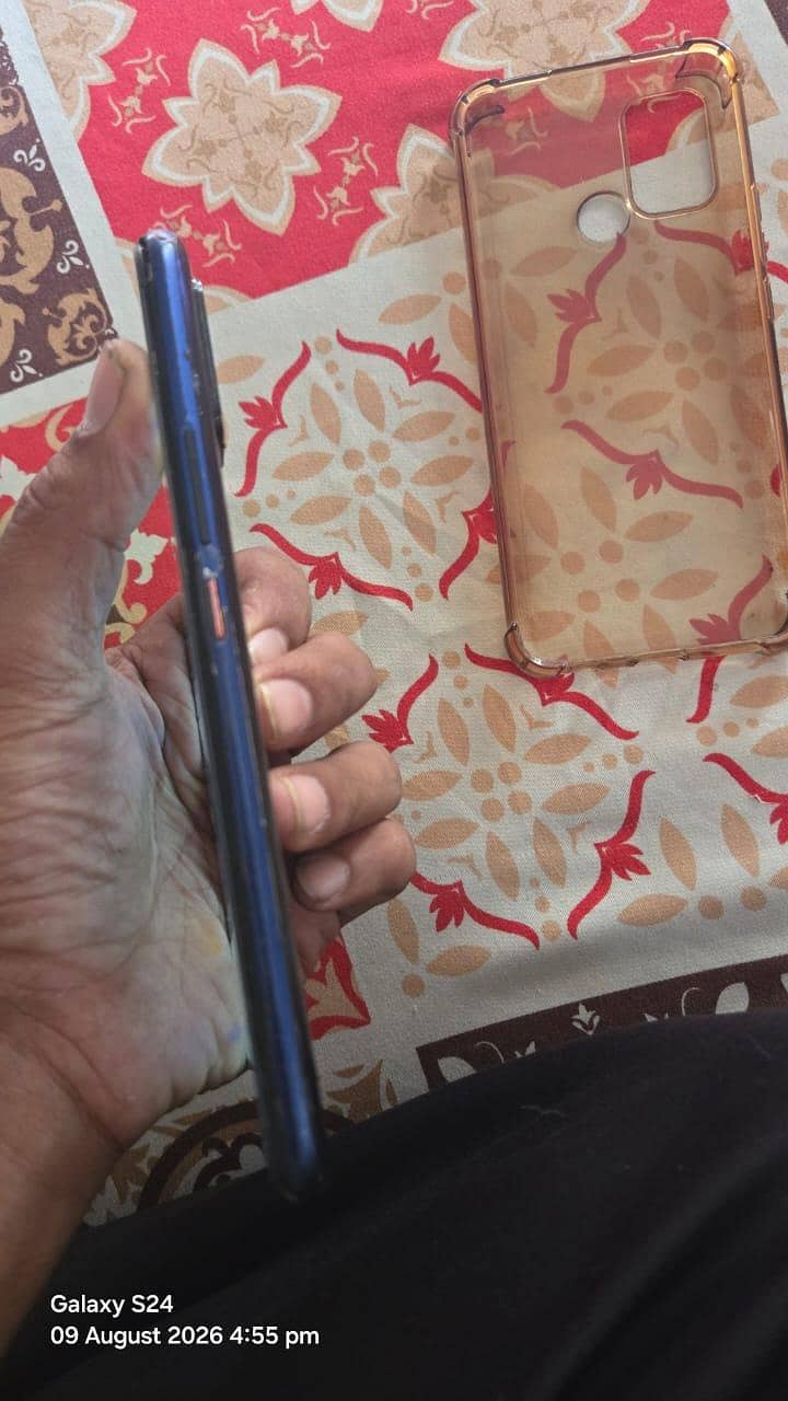 Realme C17 3
