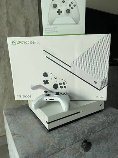 Xbox One S Sealed Console Mint Condition With Games