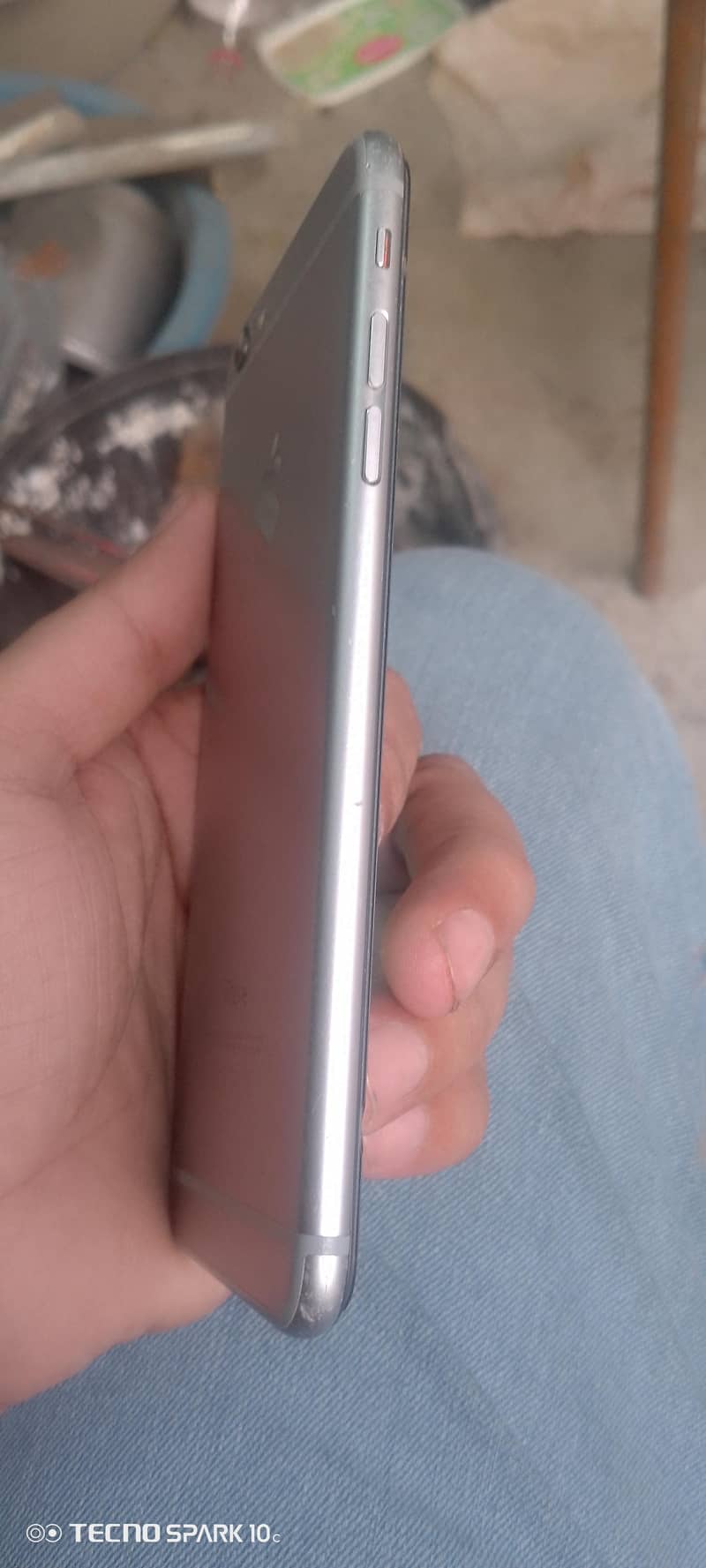 Apple iPhone 6 Plus 3