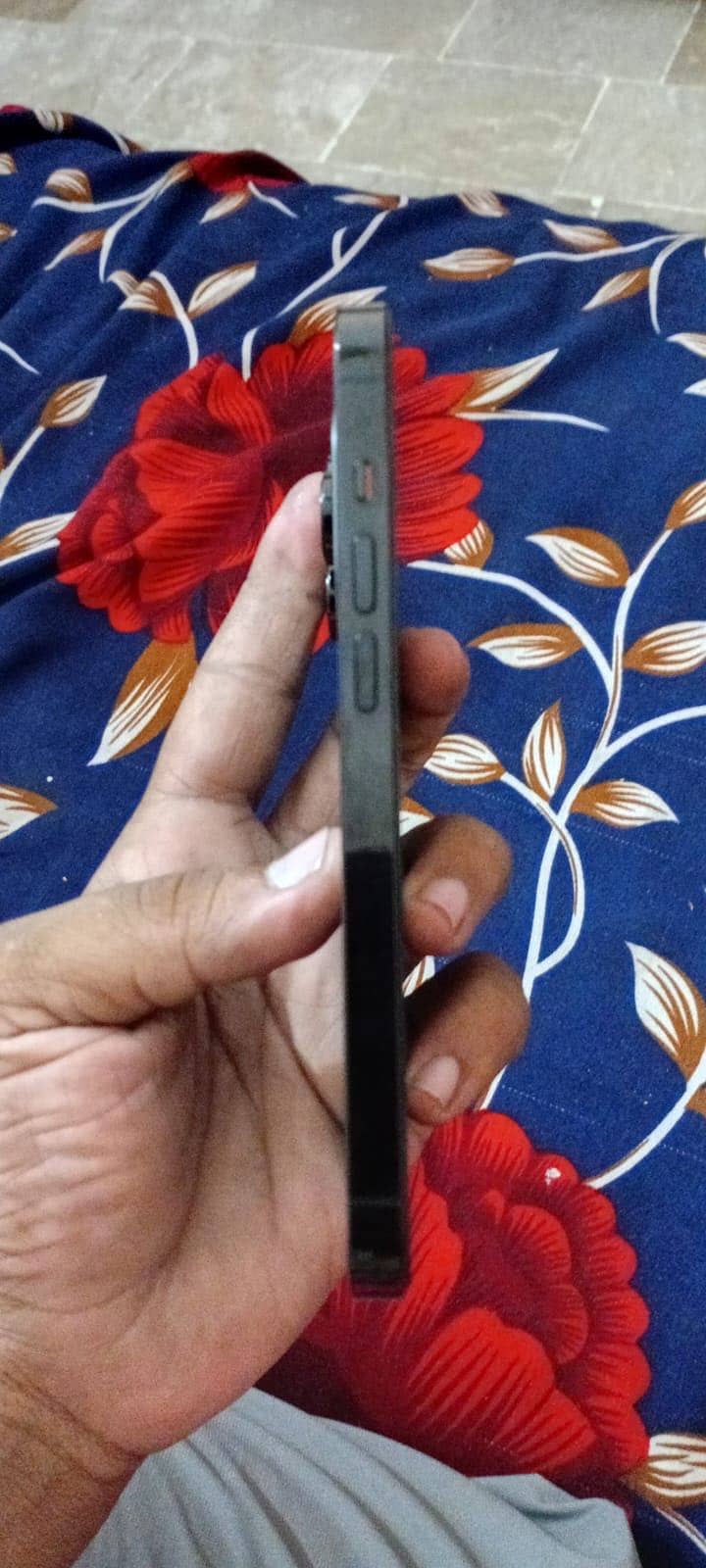 Apple iPhone 14 Pro 1
