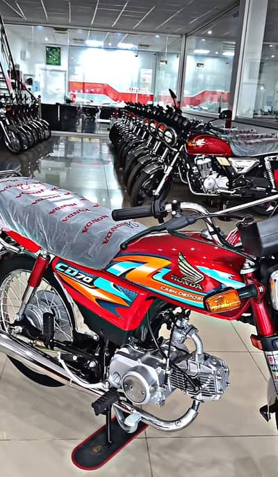 2027 model cd70 bike available no use