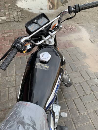 Black 125 2025 model