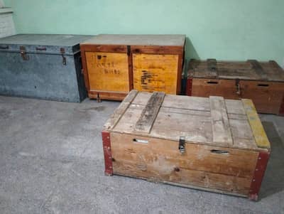 Wooden Crates and Boxes