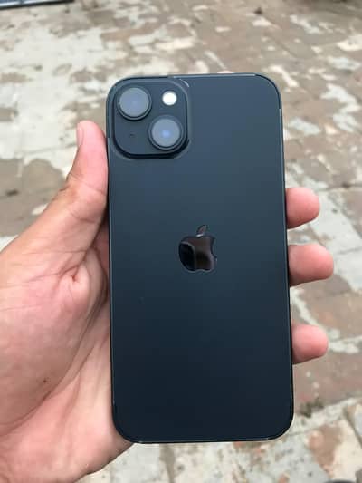 Apple iPhone 13
