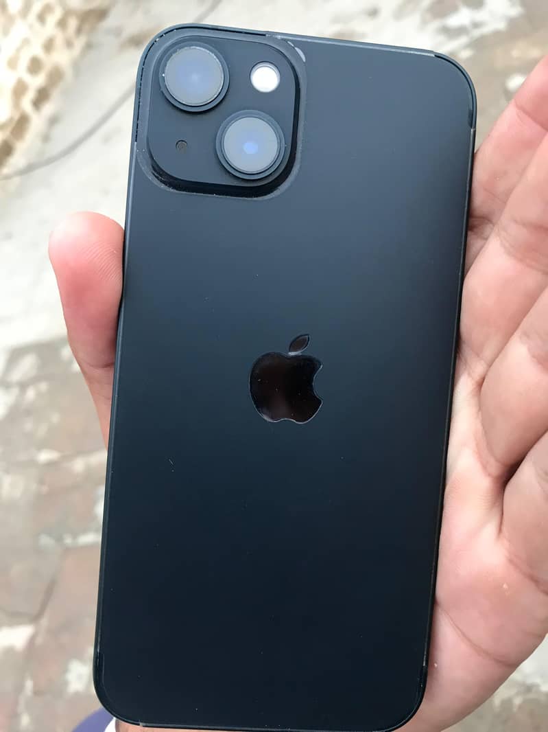 Apple iPhone 13 3