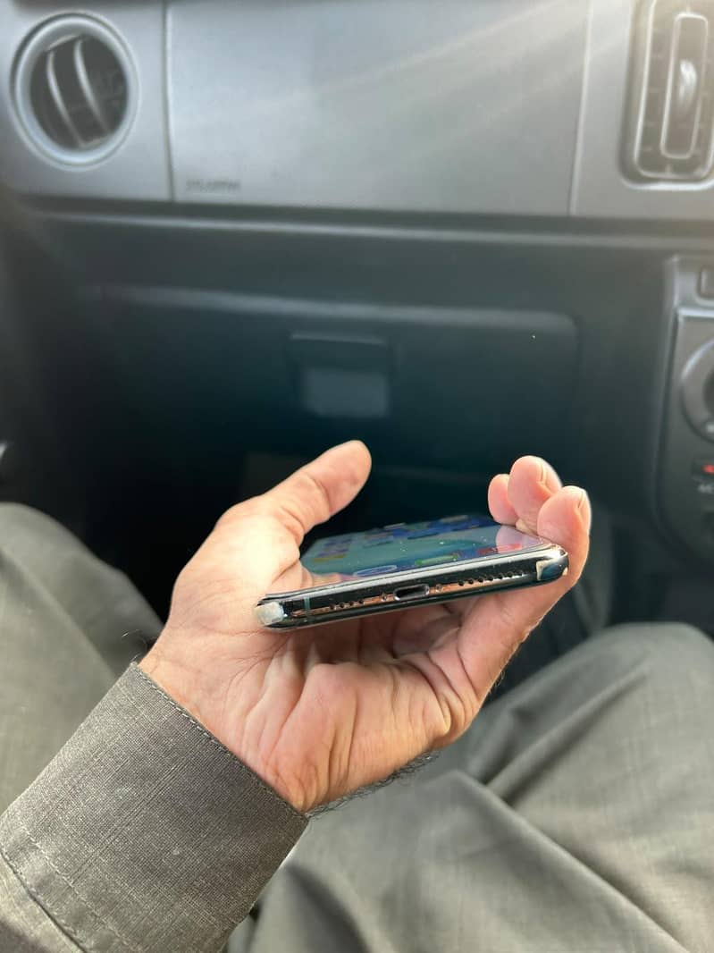 Apple iPhone 11 Pro Max PTA Approved 3
