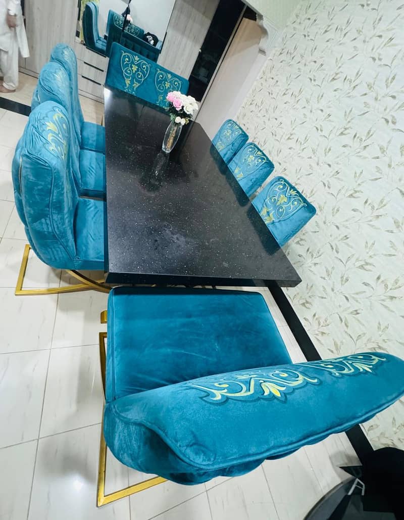 DINNING TABLE SET 2