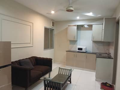 Furnished apartment daily base (unmarried couple not allowed)