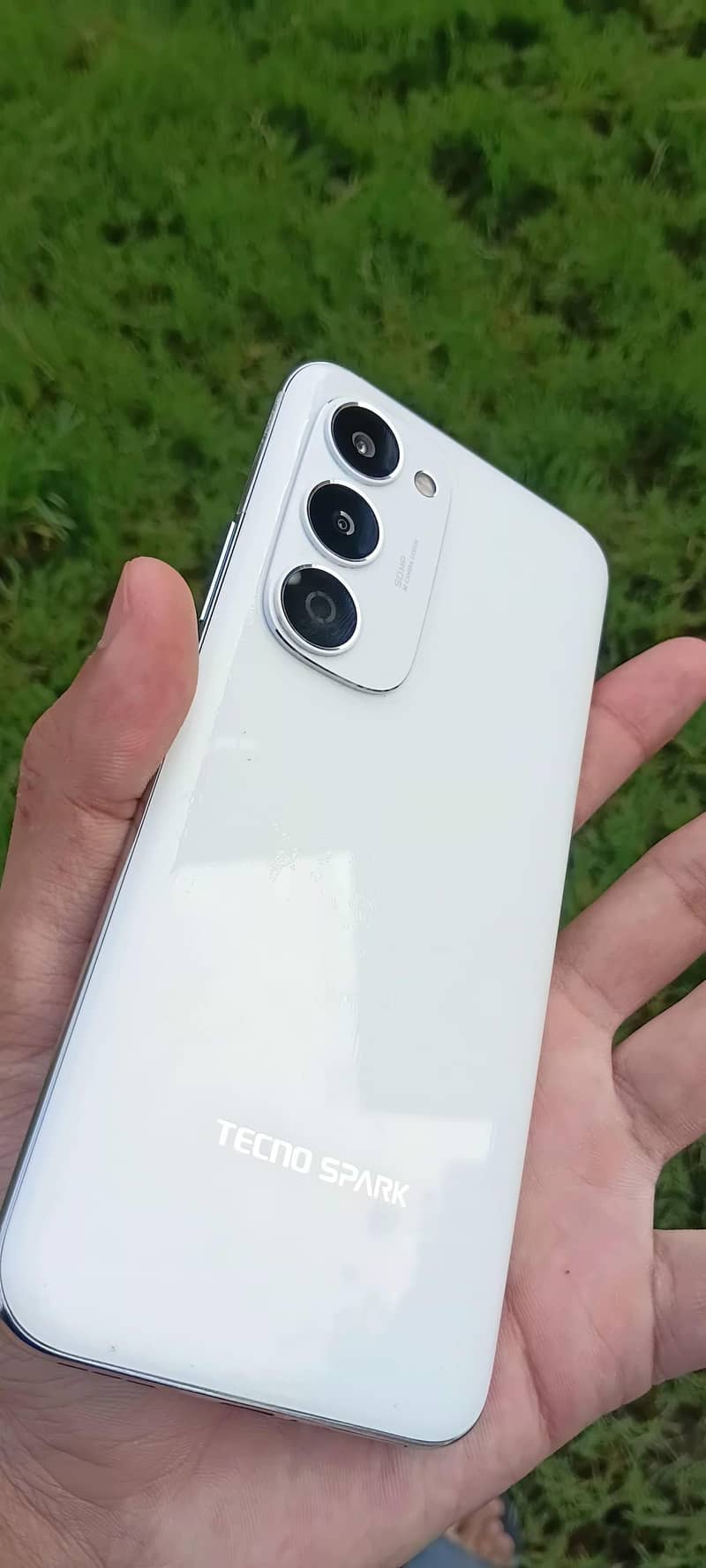 Tecno CAMON 40 Pro plus 0