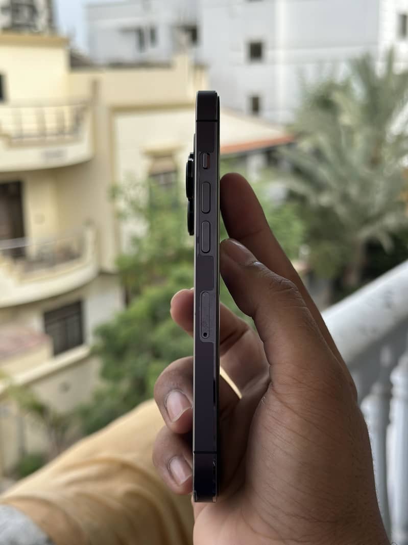 iPhone 14 Pro (FU) 3
