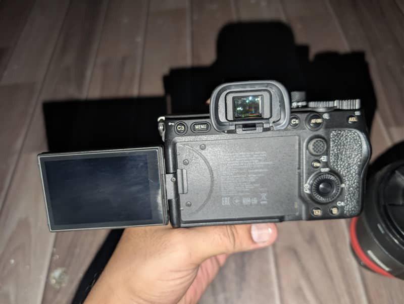 Sony A7iv 4