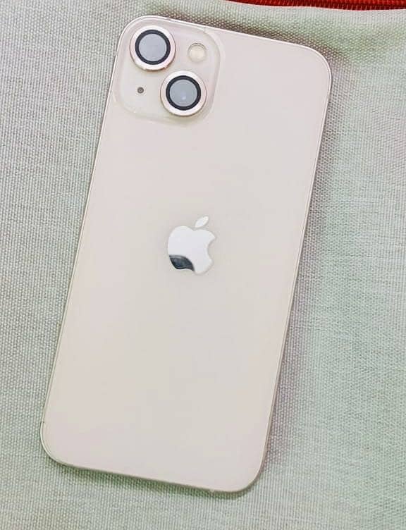 Apple iPhone 13 0