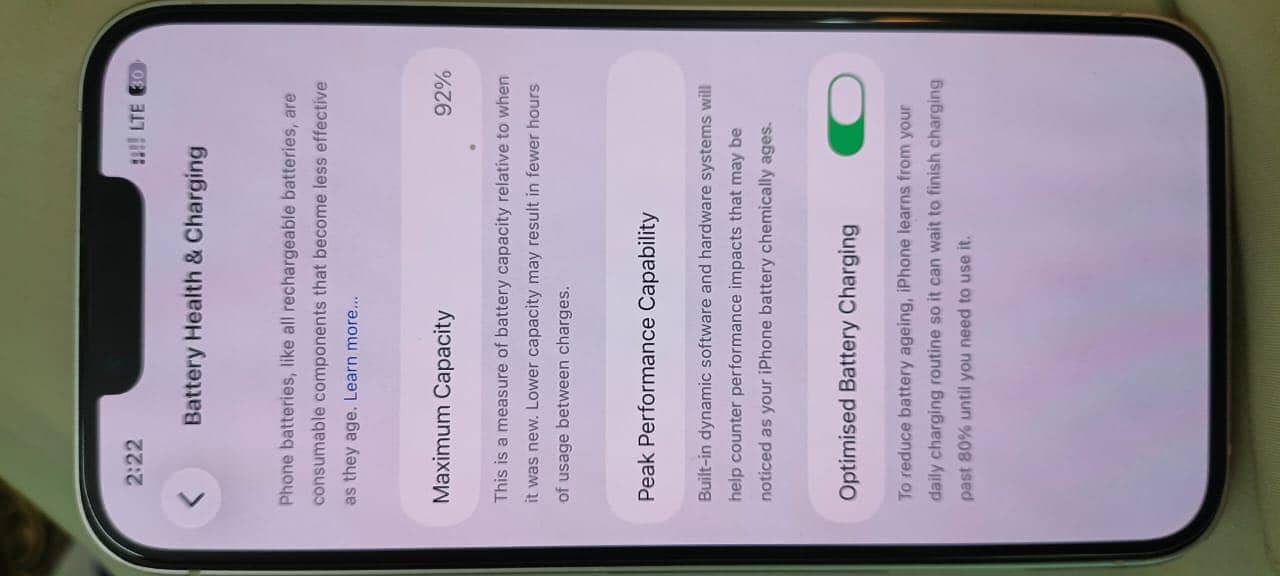 Apple iPhone 13 2