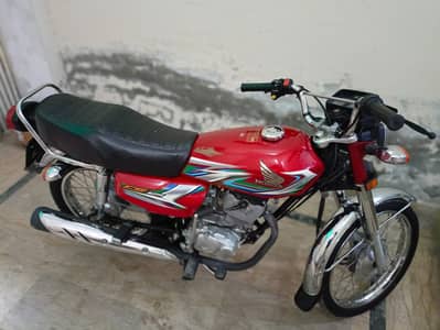 HONDA CG 125 MODEL 2023 for URGENT SALE
