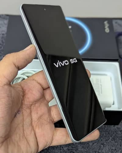 vivo v40 12GB ram 256GB memory 0320/1576/078